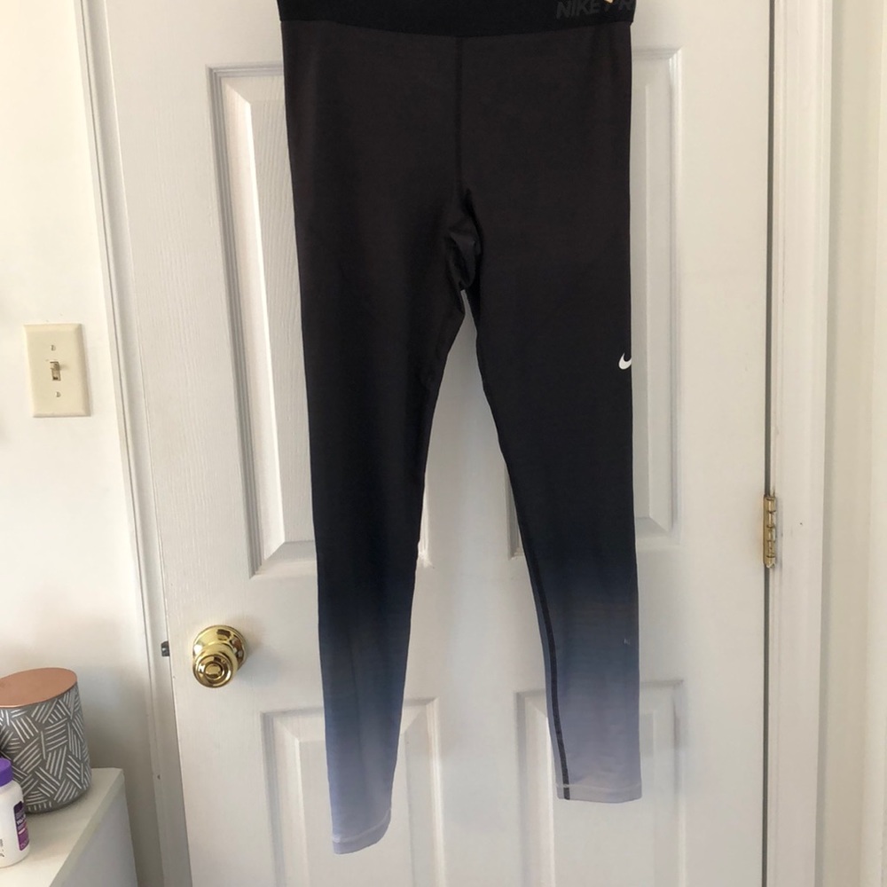 Nike Pro leggings